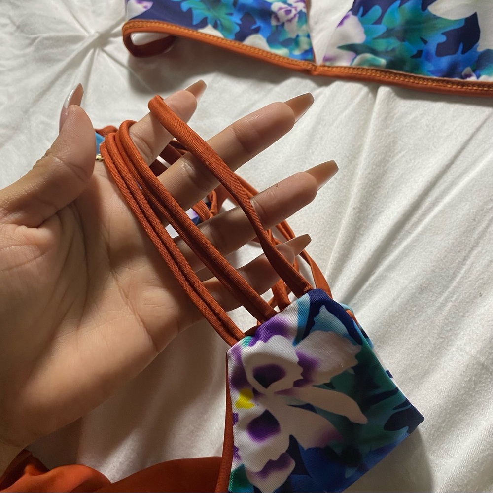 Two sided bikini set - Picture 2 of 3